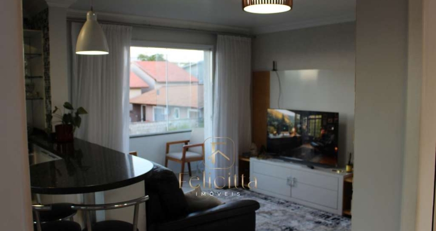 Apartamento com 02 dormitórios em Serraria, São José/SC.