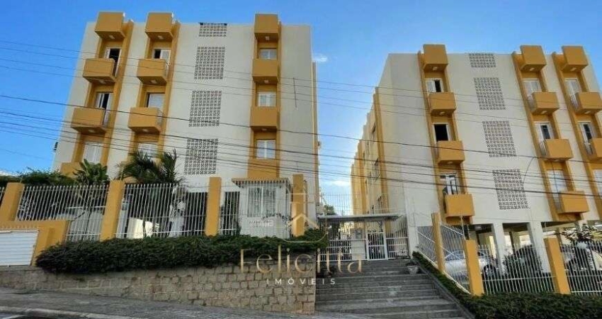 Apartamento com 02 dormitórios em Capoeiras, Florianópolis/SC