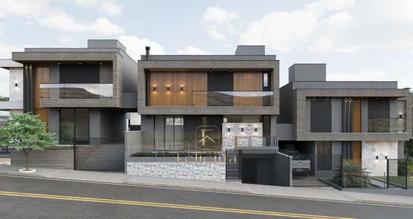 Casa Alto Padrão com 03 suítes no bairro João Paulo em Florianópolis!