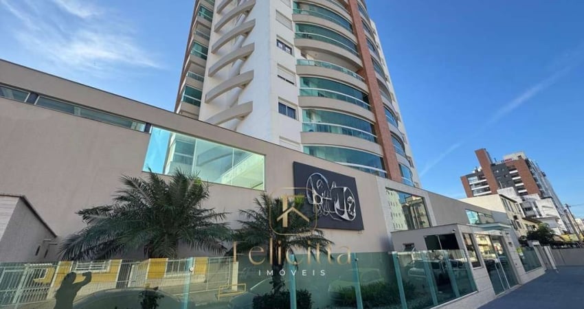 Apartamento com 03 dormitórios, sendo 01 suíte no Estreito em Florianópolis/SC