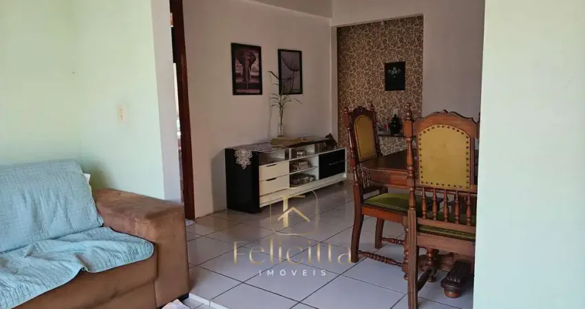 Casa sobrado à venda com 03 dormitórios, 02 suítes no bairro são luiz, em são josé/sc