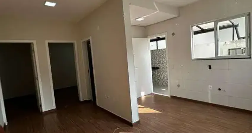 Apartamento 02 dormitórios no bairro forquilhas em são josé!