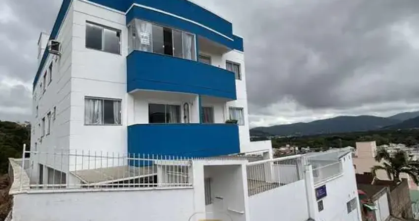Apartamento com 03 dormitórios no bairro potecas em são josé/sc