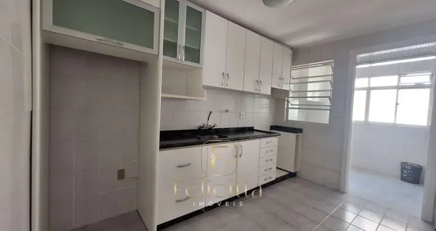 Apartamento com 03 dormitórios no bairro Campinas em São José/SC