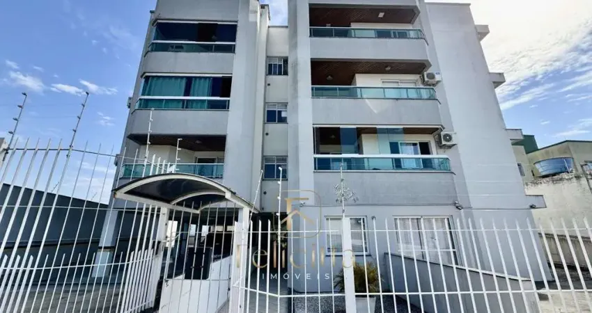 Apartamento com 02 dormitórios, 01 suíte no bairro Picadas do Sul em São José/SC