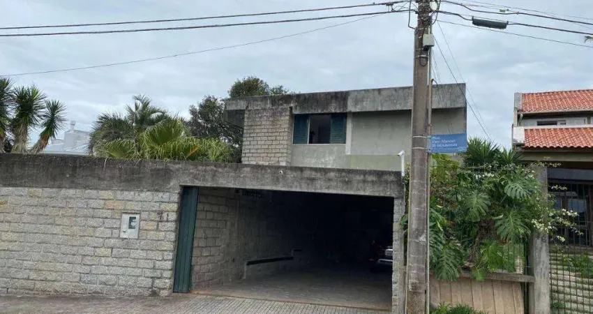 Casa com 2 dormitórios à venda, 281 m² por R$ 3.922.000,00 - Coqueiros - Florianópolis/SC