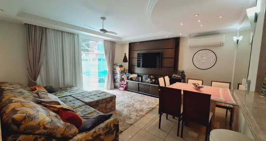 Casa com 3 quartos à venda no Embaré, Santos