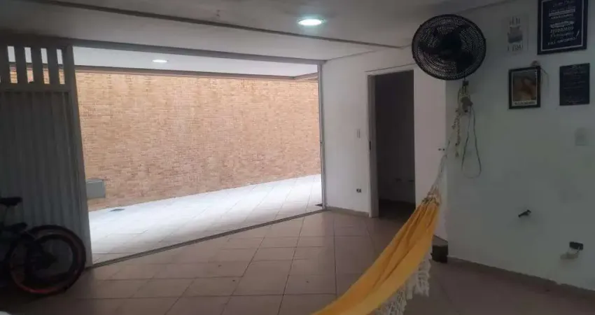 Casa triplex 3 dormitórios com 1 suíte, vila valença - são vicente