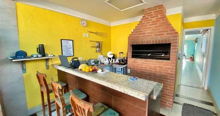 Casa com 3 quartos à venda no Embaré, Santos