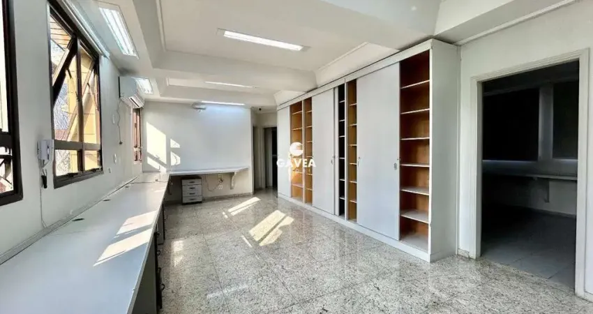 Sala comercial à venda no Gonzaga, Santos 