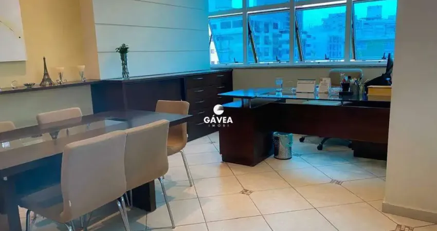 Sala comercial à venda no Gonzaga, Santos 
