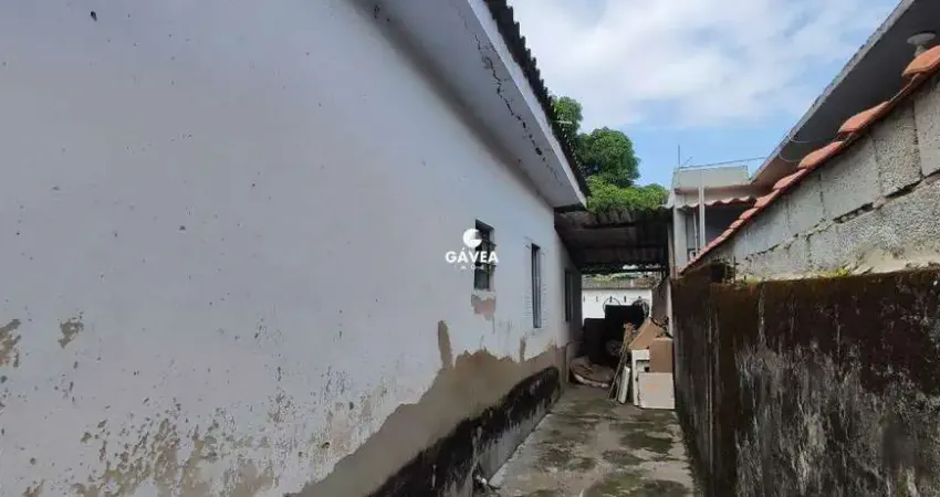 Casa com 3 quartos à venda no Parque das Bandeiras, São Vicente
