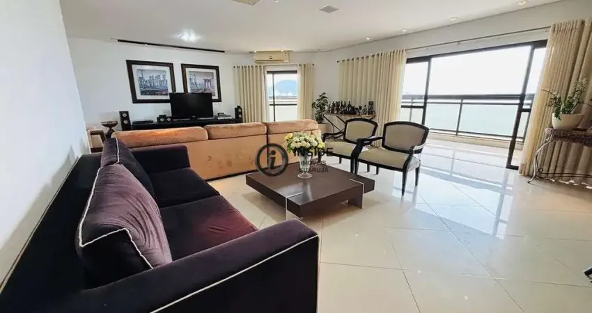 Apartamento de 4 suítes com vista total para o mar