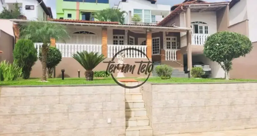 Casa Colonial com Piscina e Churrasqueira – Preço Incrível!