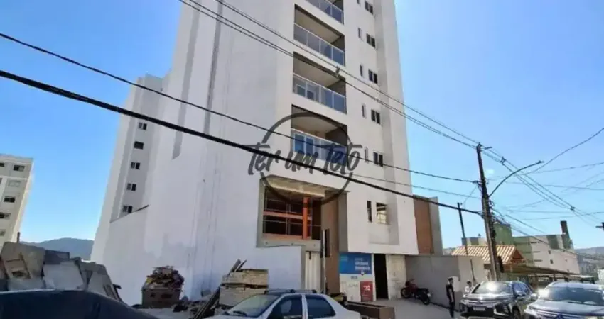 Apartamento com Suíte e Varanda no Santa Catarina – Ótima Localização!