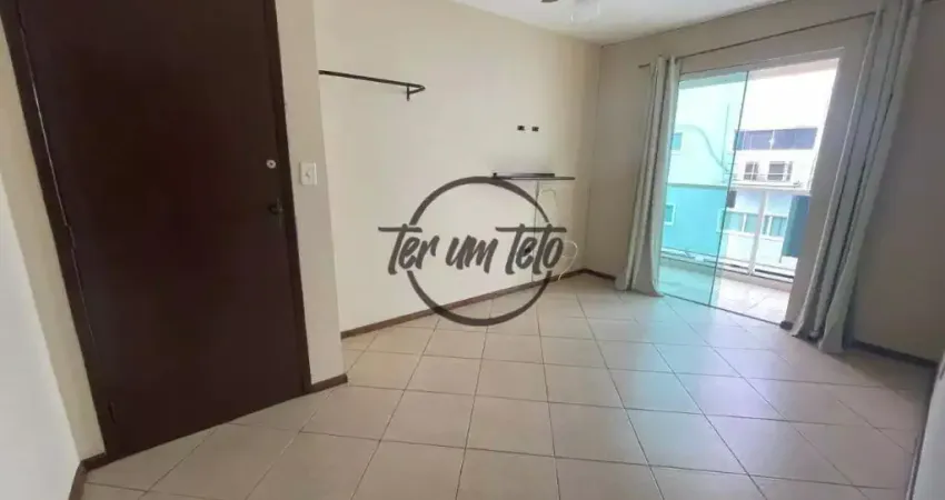 Apartamento à Venda no São Mateus – 2 Quartos (1 Suíte), Elevador e Vaga Coberta!