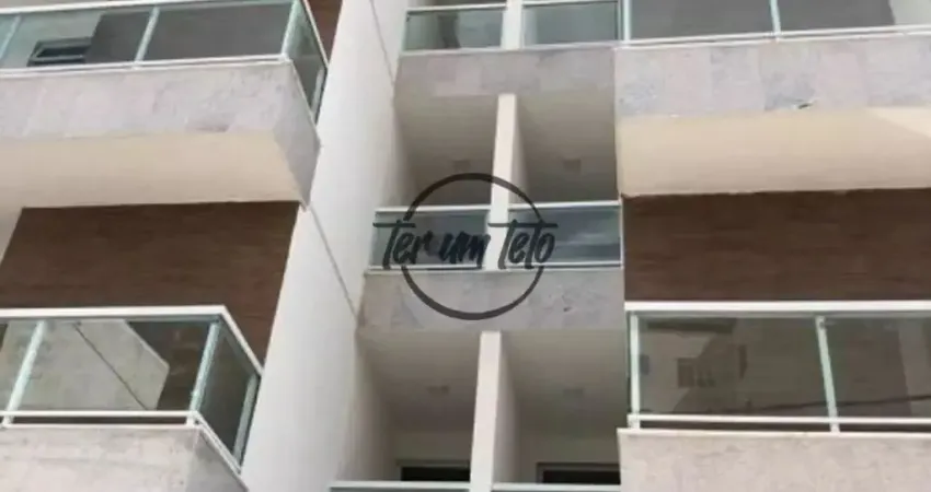 Apartamento 2 quartos (1 suíte) com varanda e elevador – Localização estratégica!!!