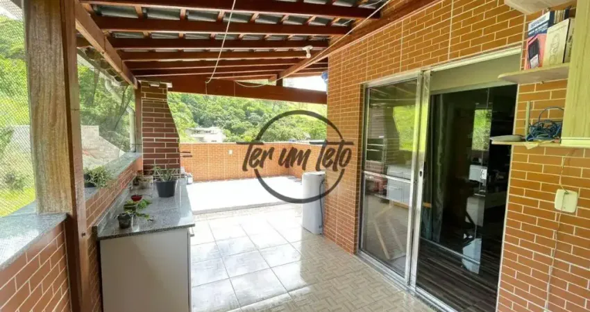 Cobertura 3 quartos com churrasqueira no Monte Castelo – Espaço e conforto para sua família!