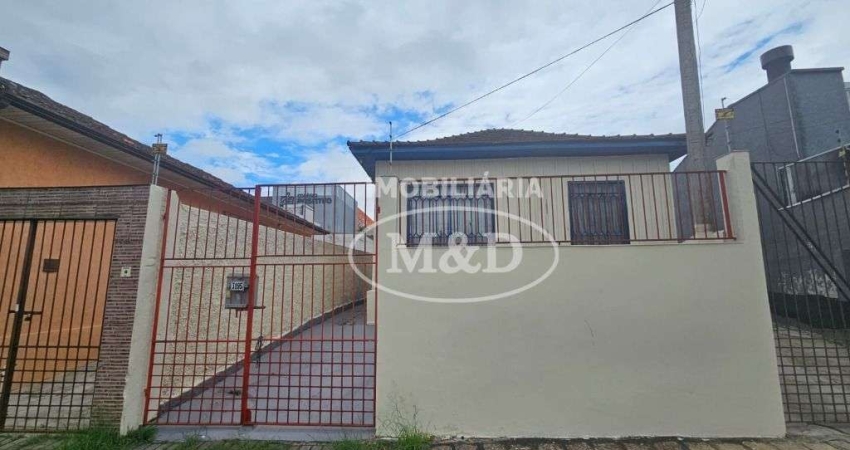 Casa com 3 quartos para alugar na Rua Brasílio Itiberê, 3195, Água Verde, Curitiba