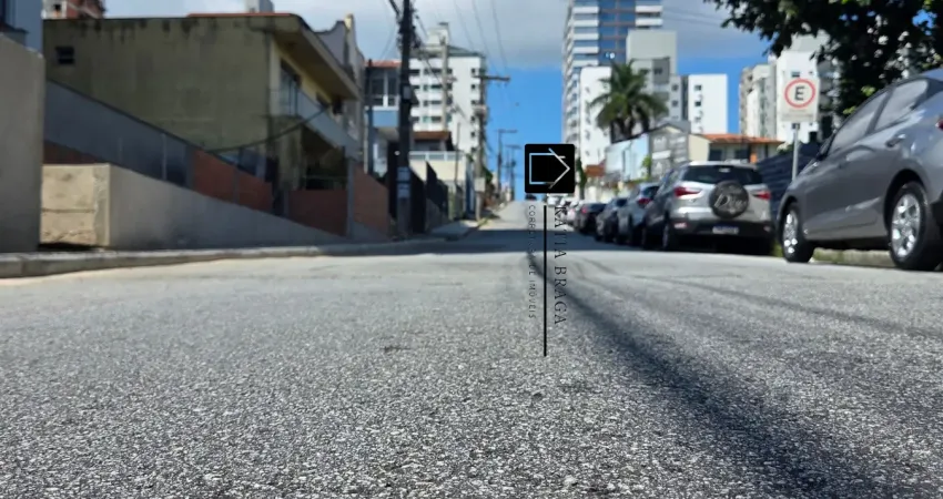 Apartamento com 3 quartos à venda na Rua Manoel Loureiro, Barreiros, São José