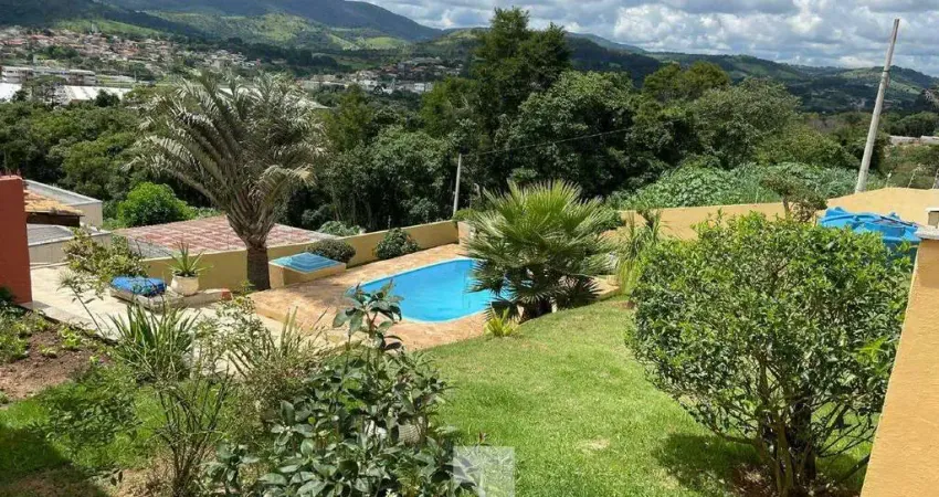 Chácara / sítio com 3 quartos à venda na Cravínias, 645, Jardim Estância Brasil, Atibaia