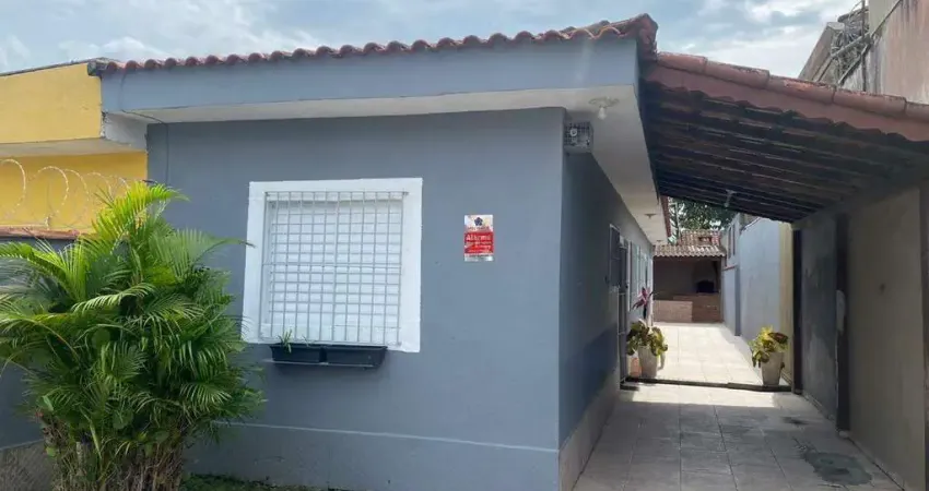 Casa térrea com 2 quartos à Venda no Jardim Indaiá - Bertioga-SP