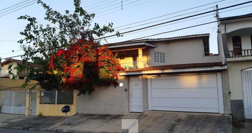 Casa à Venda - Santa Luzia, Bragança Paulista - 209m2  - 3 Quartos