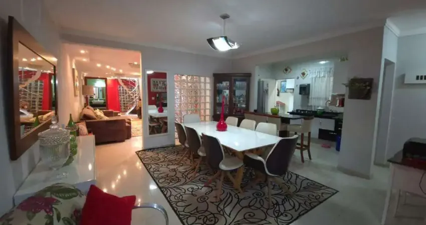 Casa à Venda - Residencial Serra Verde, Piracicaba - 280m2  - 3 suítes
