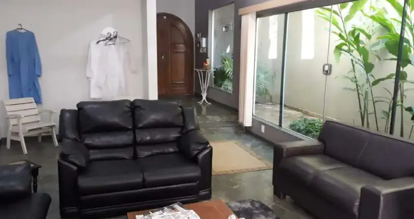 Casa à Venda - Jardim Flamboyant, Campinas - 338m2  - 4 Quartos