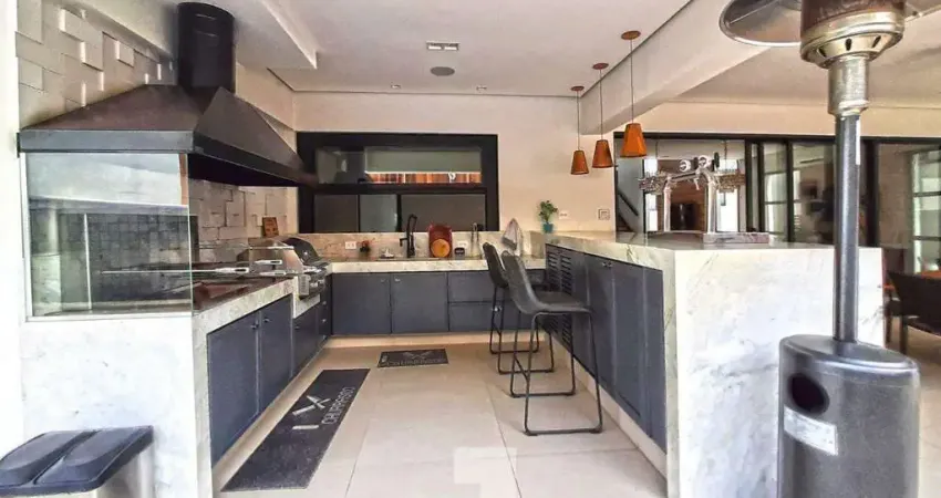 Casa em Condomínio à Venda - Alphaville Dom Pedro 2, Campinas - 354,46m2 - Condomínio Alphaville Dom Pedro 2  - 3 suítes