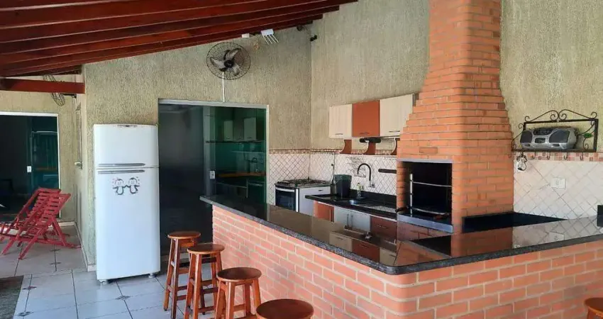 Casa à Venda - Residencial Santo Antônio, Piracicaba - 202m2  - 2 Quartos