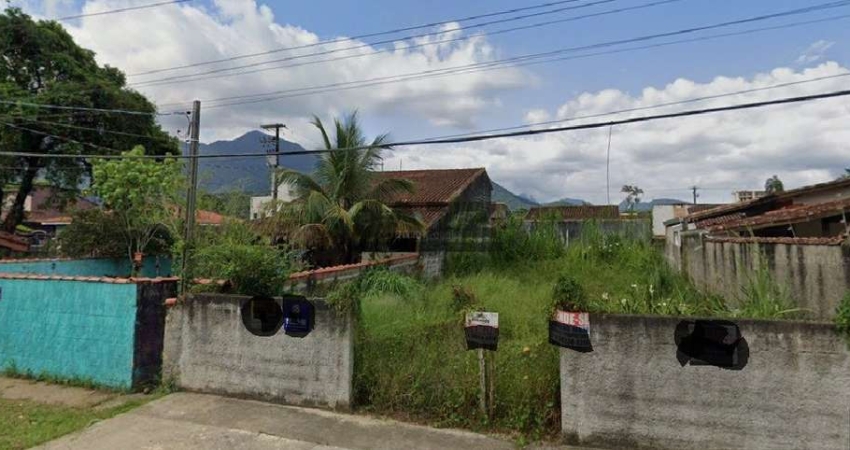 Terreno de 340 m2 à Venda em Massaguaçu a 600 metros da praia - Caraguatatuba