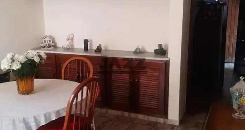 Sobrado à venda no Centro de Mogi das Cruzes - Ideal para residência ou uso comercial!
