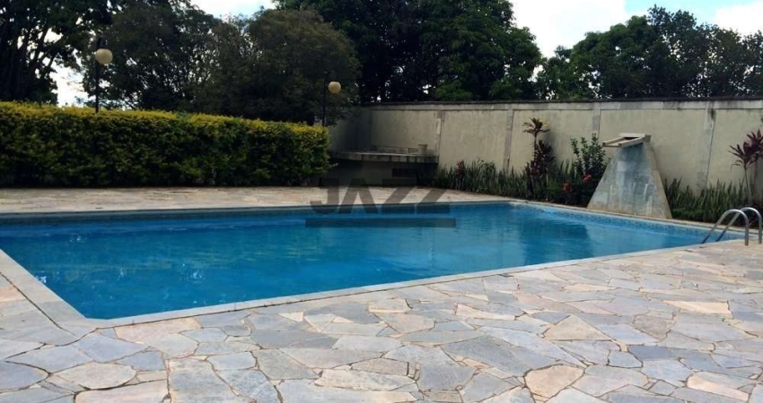 Chácara à venda de 5.000 m², com 3 quartos, 3 banheiros, piscina e área gourmet