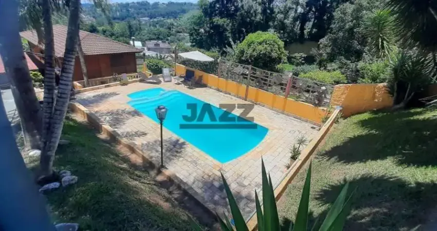 Chácara em Mairiporã com Piscina e Vista Panorâmica