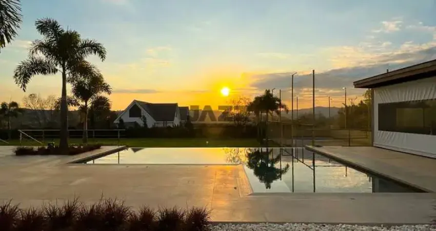 Luxuosa casa localizada no condomínio  quinta da baronesa- 7 suítes em bragança paulista