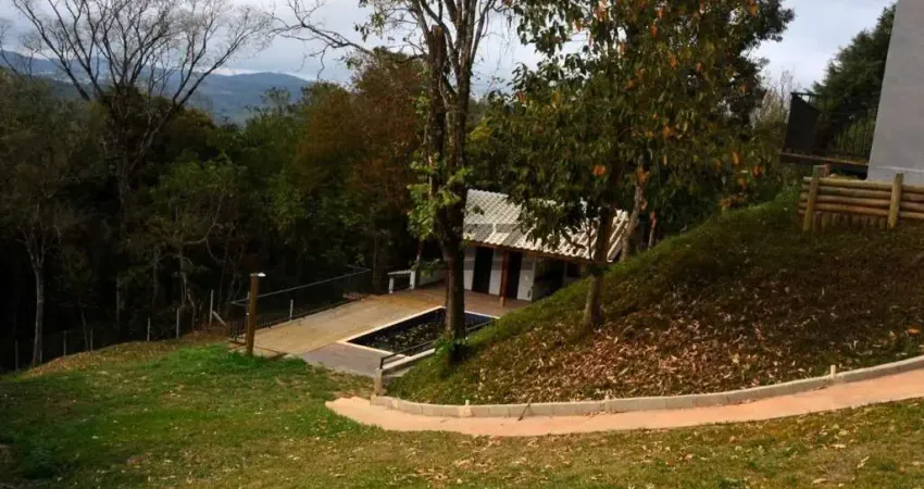 Chácara / sítio com 3 quartos à venda na Antônio da Cunha Lobo, 345, Estância Santa Maria do Portão, Atibaia