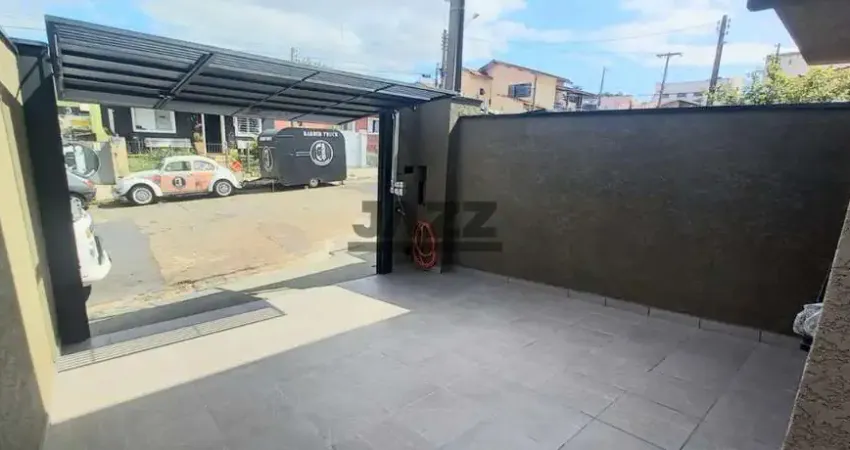 Casa com 3 quartos à venda na Rua Marco Vinicio Chiocchetti, 86, Alvinópolis, Atibaia