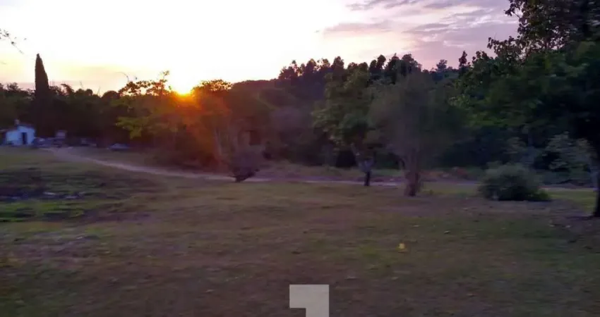 Chácara à Venda - Bosques de Notre Dame, Campinas - 22.700m2  - 3 Quartos
