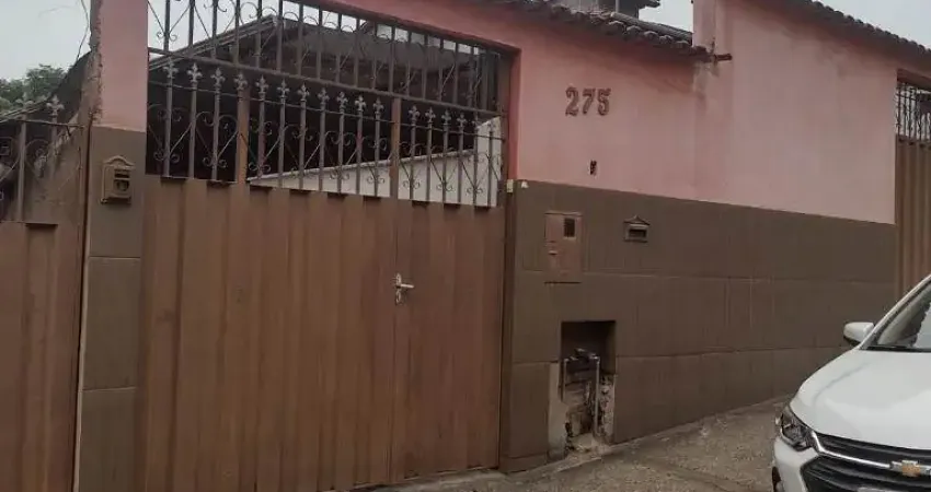 Casa com 5 quartos para alugar na Rua Engenheiro Nelson Teixeira, 275, São Dimas, Conselheiro Lafaiete