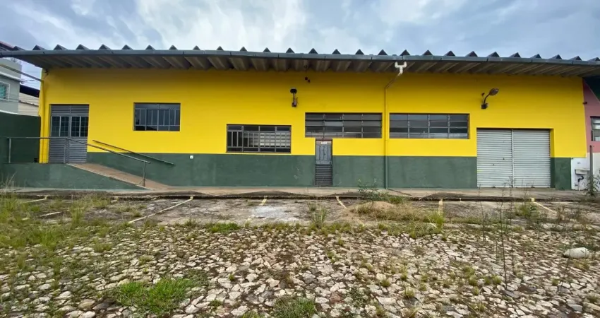 Ponto comercial para alugar na Rua Aimorés, 90, Carijós, Conselheiro Lafaiete