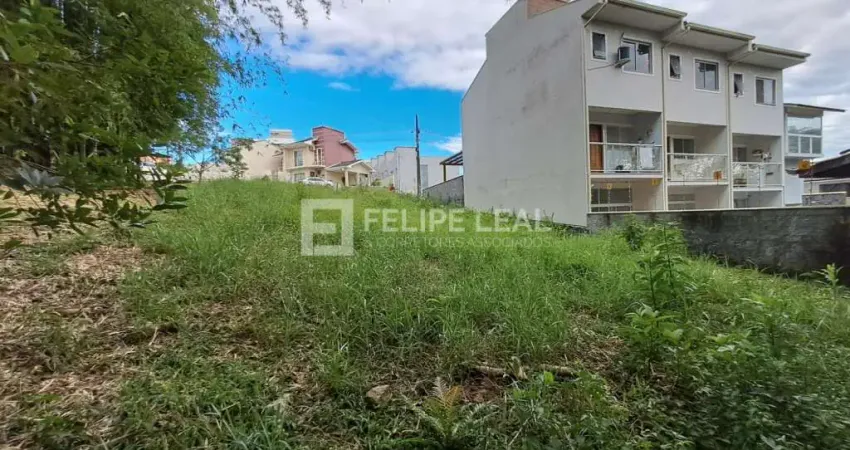 Terreno à venda na Rua Falcão, 138, Forquilhinhas, São José