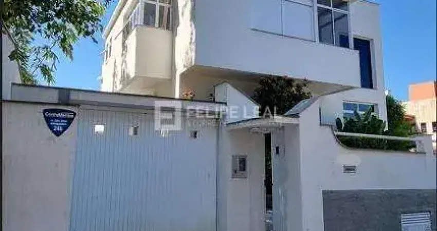 Casa em Cacupé  -  Florianópolis