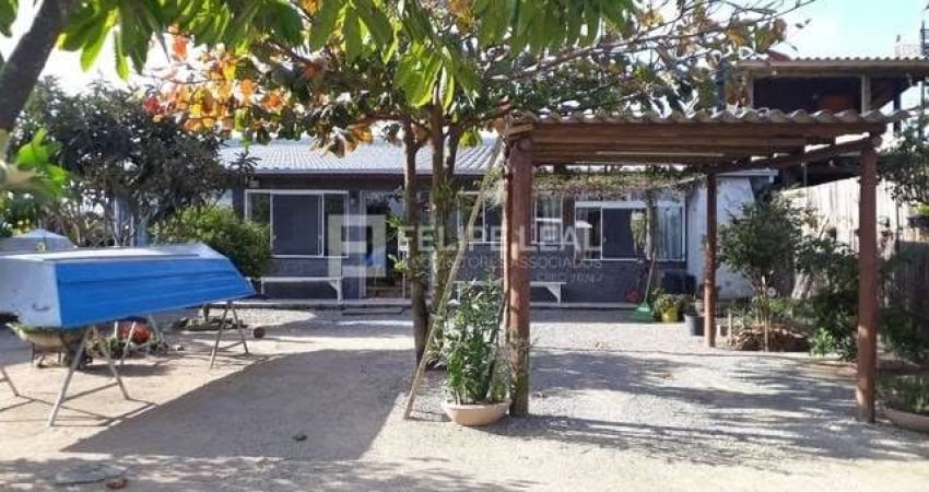 Casa com 2 quartos à venda na Rua Da Esperança, 5974, Araçatuba, Imbituba