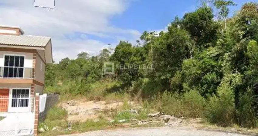 Terreno à venda na Rua Araponga, 253, Sertão do Maruim, São José
