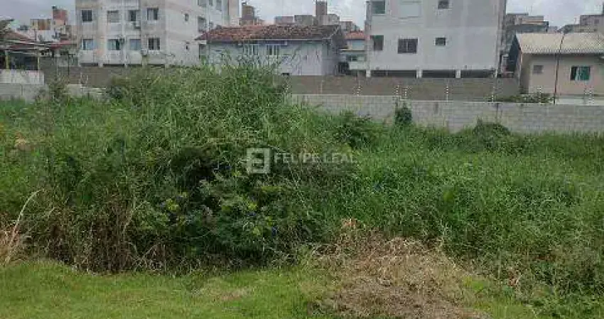 Terreno à venda na Rua Dona Carola, 870, Serraria, São José