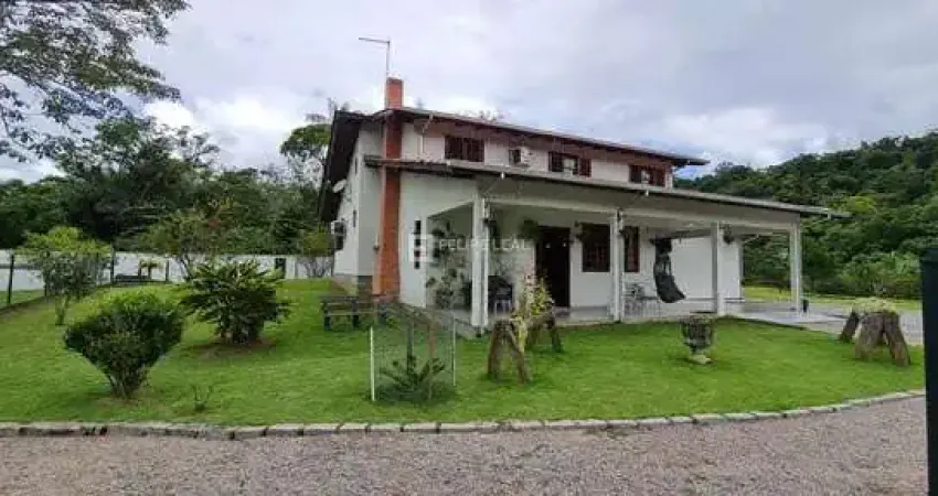 Sítio em Poço Fundo - Santo Amaro da Imperatriz, SC