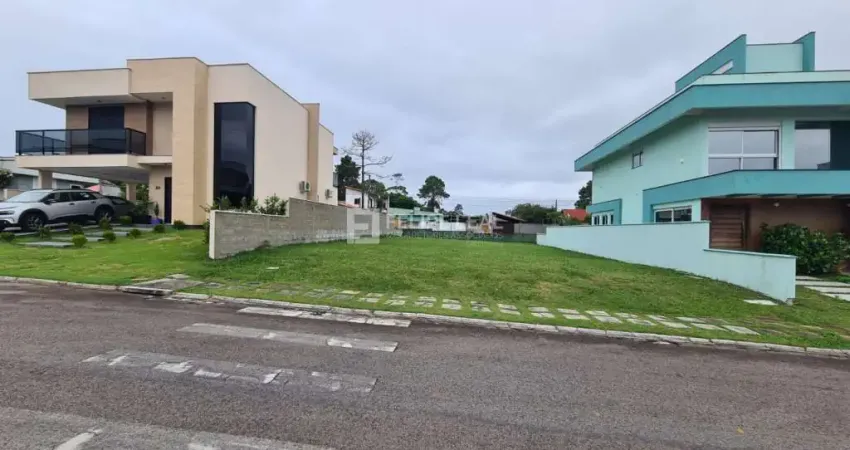 Lote / Terreno em São João do Rio Vermelho - Florianópolis, SC