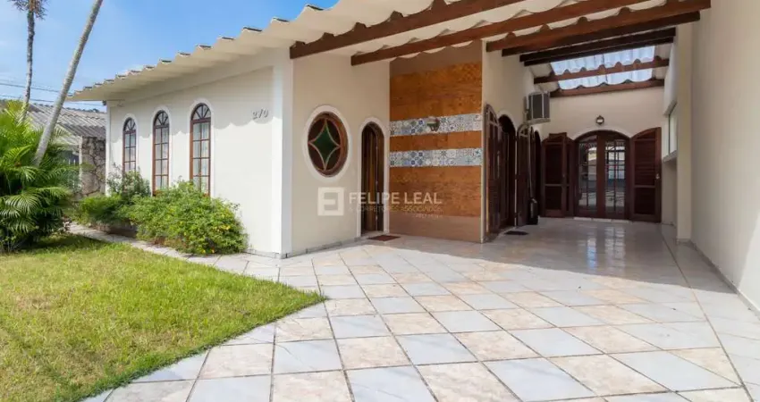 Casa com 3 quartos à venda na Rua José Luís, 270, Forquilhinhas, São José