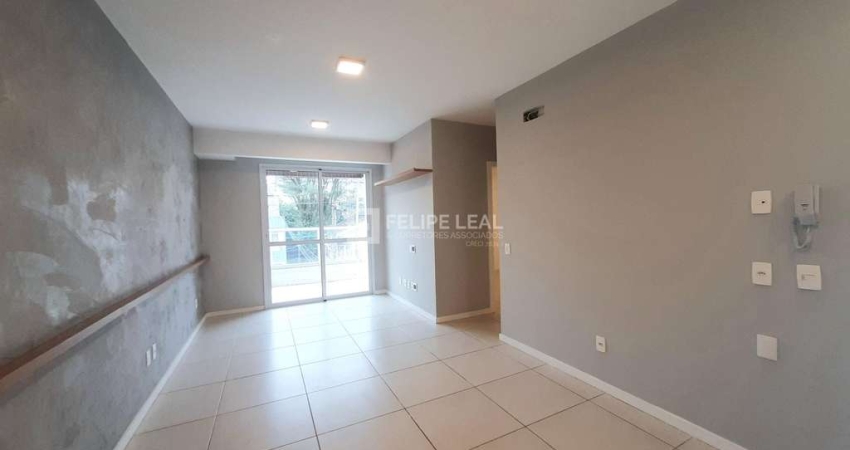 Apartamento com 2 quartos à venda na Rua Dr. Abel Capela, 208, Coqueiros, Florianópolis